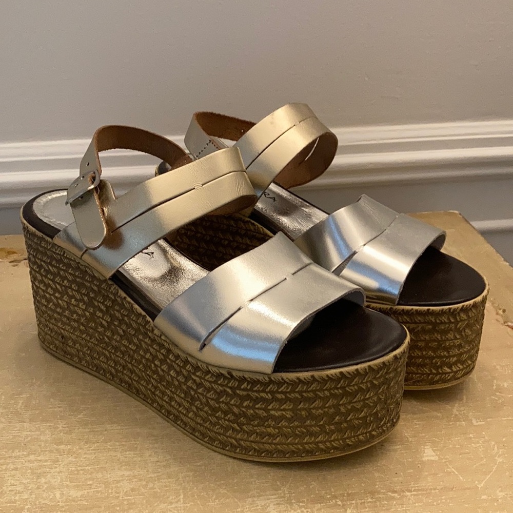 Mater Terra silver leather sandals 37